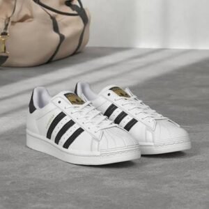Sneaker for mens